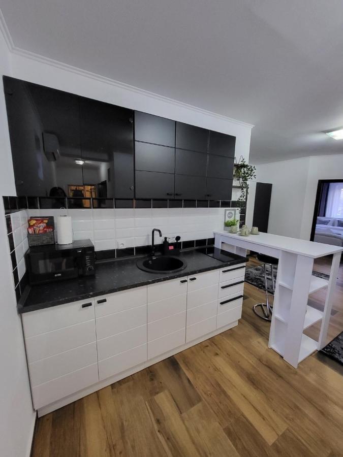 Sky Lux Apartmani Surcin Exterior photo